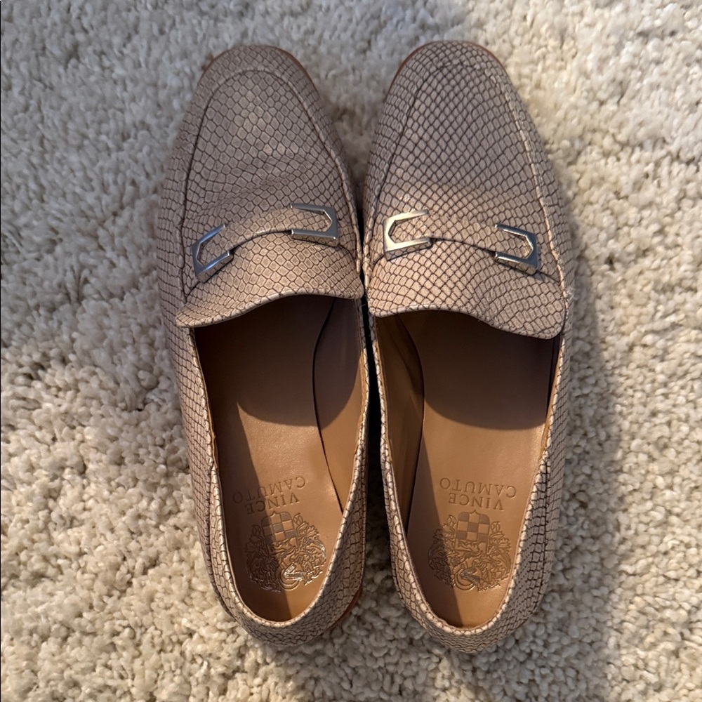 Vince Camuto Textured Beige Loafers